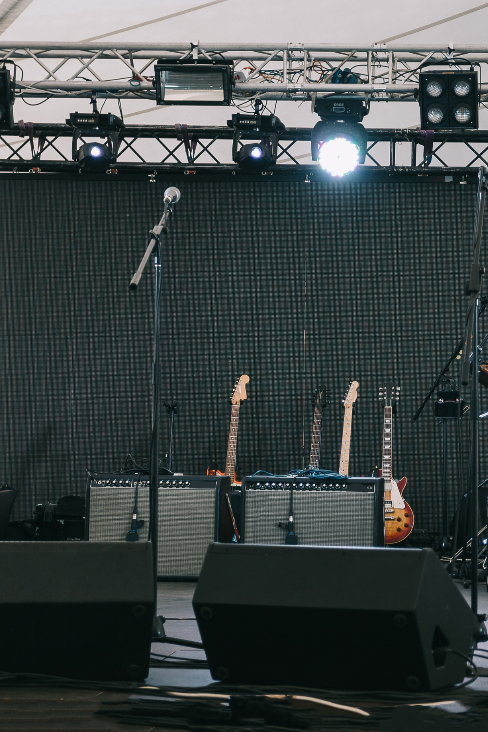 Stage & Rigging